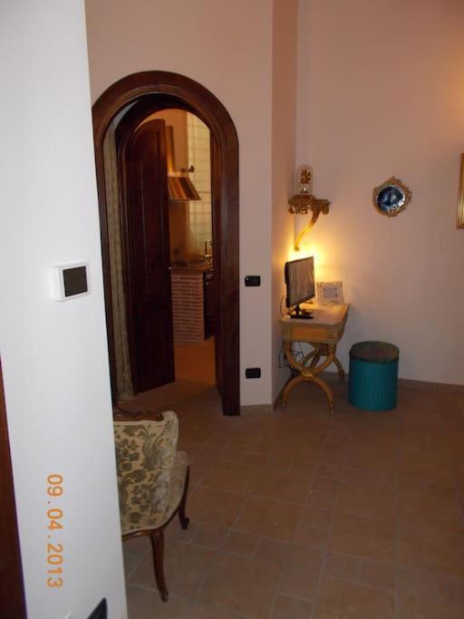 Vivilo Collection - Opera Teather Apartment - Very Central Рим Экстерьер фото